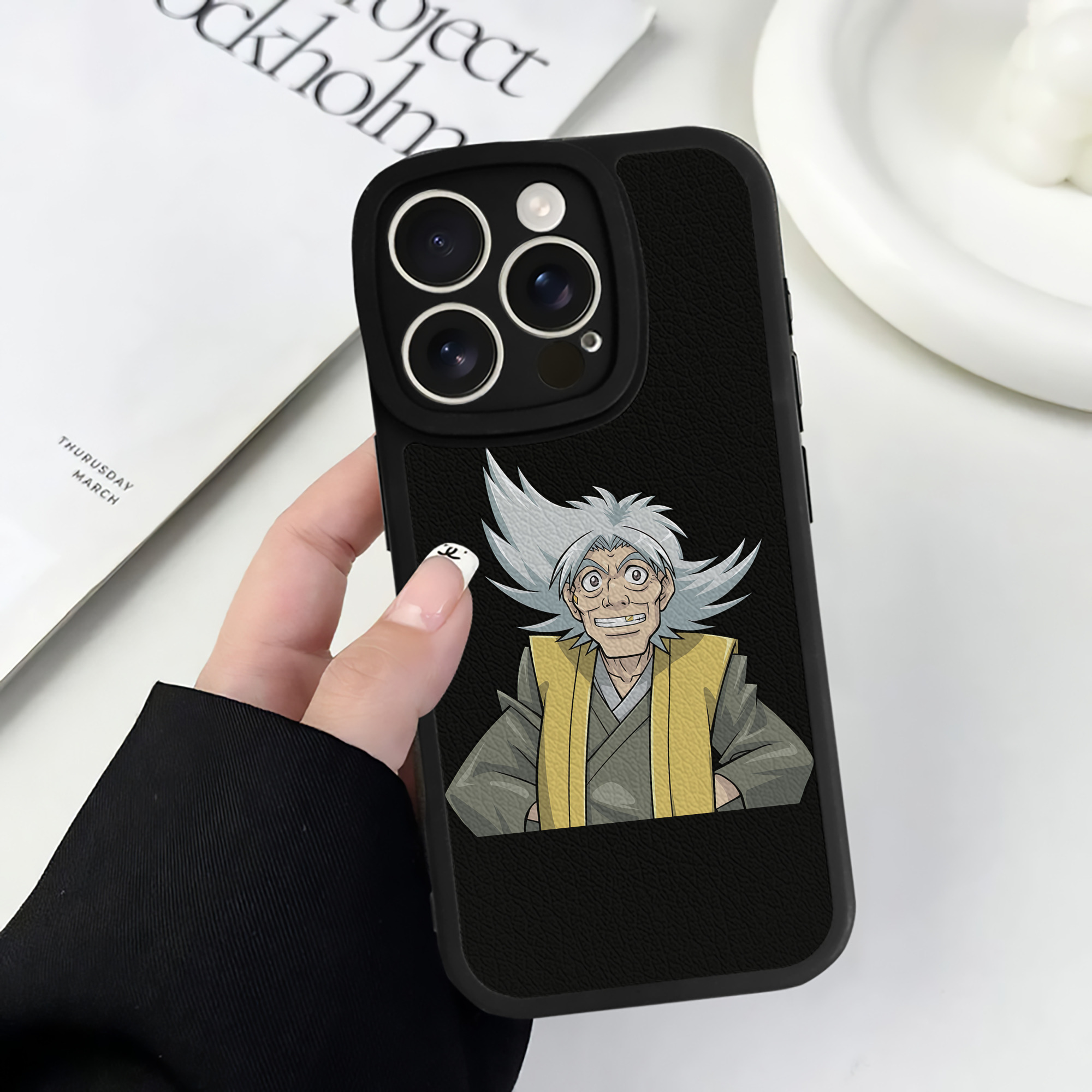 遊☆戯☆王 Yu-Gi-Oh! 【iPhone 16シリーズ対応】シリコンスマホケース（レザー調） 材質：シリコン